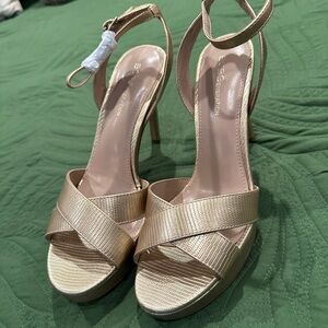 BCBG strappy gold platform sandals; size 8.5; brand new